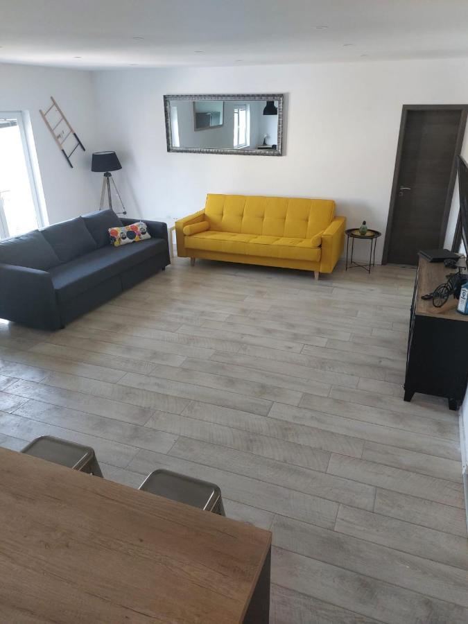 Apartmani Radic Rg Rogoznica  Exterior photo
